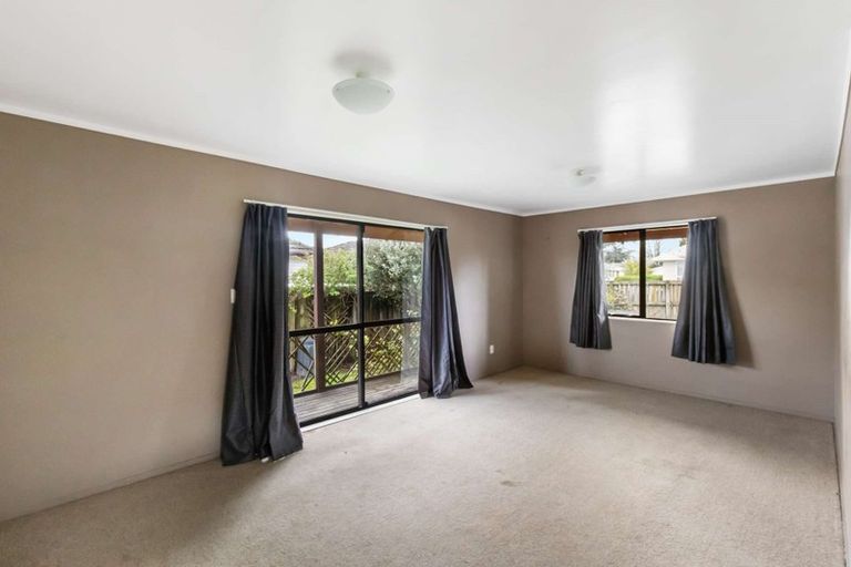 Photo of property in 18a Douglas Crescent, Fairfield, Hamilton, 3214