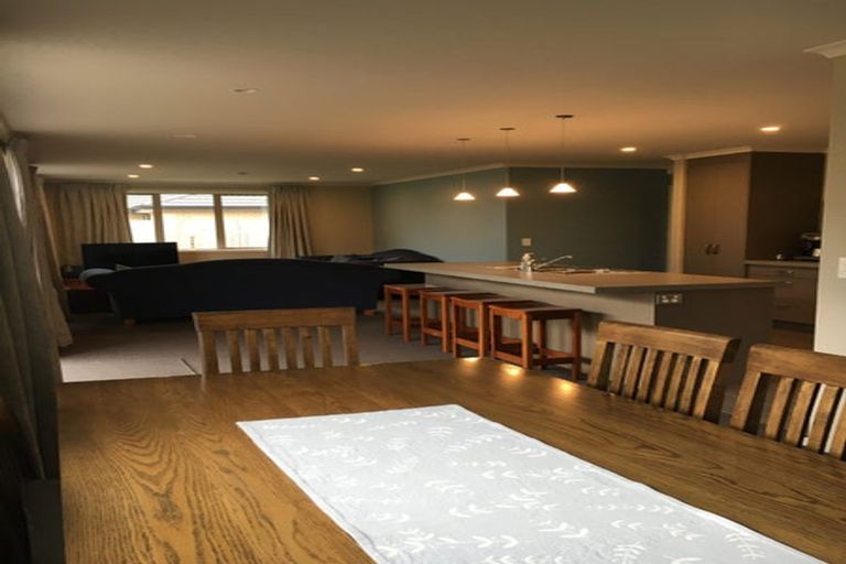 Photo of property in 10 Bradwell Crescent, Halswell, Christchurch, 8025