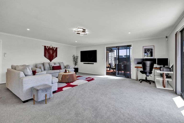 Photo of property in 22b Larlin Drive, Hawera, 4675