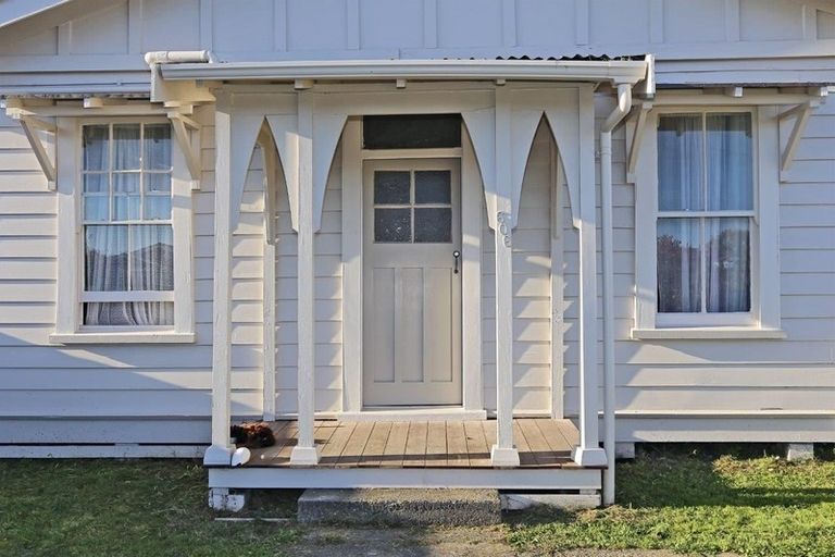 Photo of property in 606 Jervois Street, Mayfair, Hastings, 4122