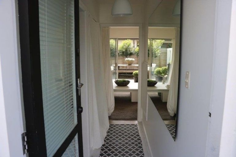 Photo of property in 8/112 Rossall Street, Merivale, Christchurch, 8014