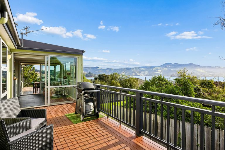 Photo of property in 30 Oxley Crescent, Broad Bay, Dunedin, 9014
