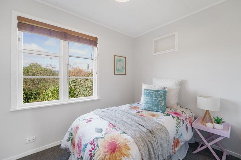 Photo of property in 39 Dixie Street, Te Horo Beach, Otaki, 5581