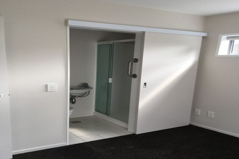 Photo of property in 30/3 Riverside Road, Orewa, 0931