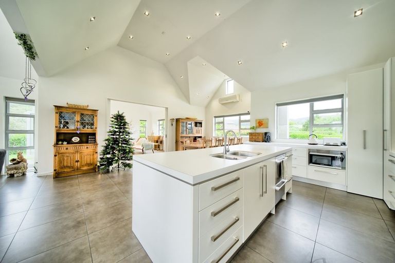 Photo of property in 71 Kirton Drive, Riverstone Terraces, Upper Hutt, 5018