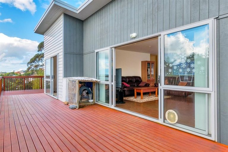 Photo of property in 139 Albany Highway, Unsworth Heights, Auckland, 0632