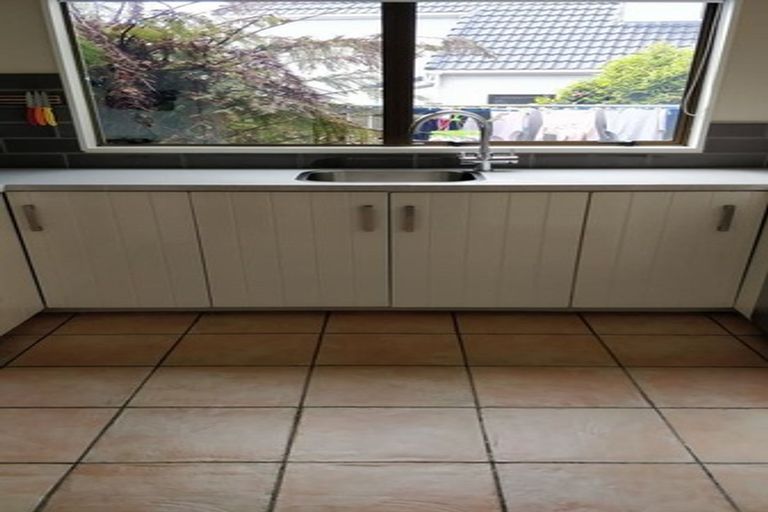 Photo of property in 17 Mallard Grove, Churton Park, Wellington, 6037