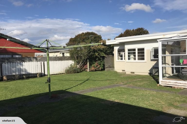 Photo of property in 5 Athlone Crescent, Boulcott, Lower Hutt, 5011
