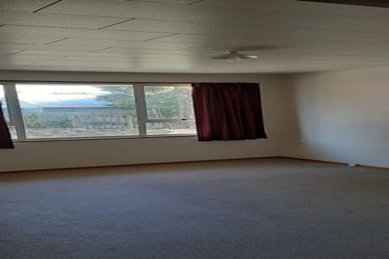 Photo of property in 44 Burnett Street, Oxford, 7430