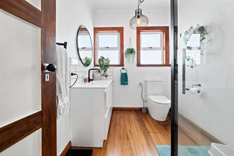 Photo of property in 8 Cameron Road, Te Puke, 3119