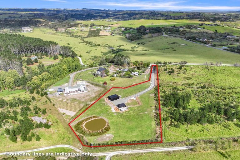 Photo of property in 23 Pine Valley Glade, Mangawhai, Kaiwaka, 0573