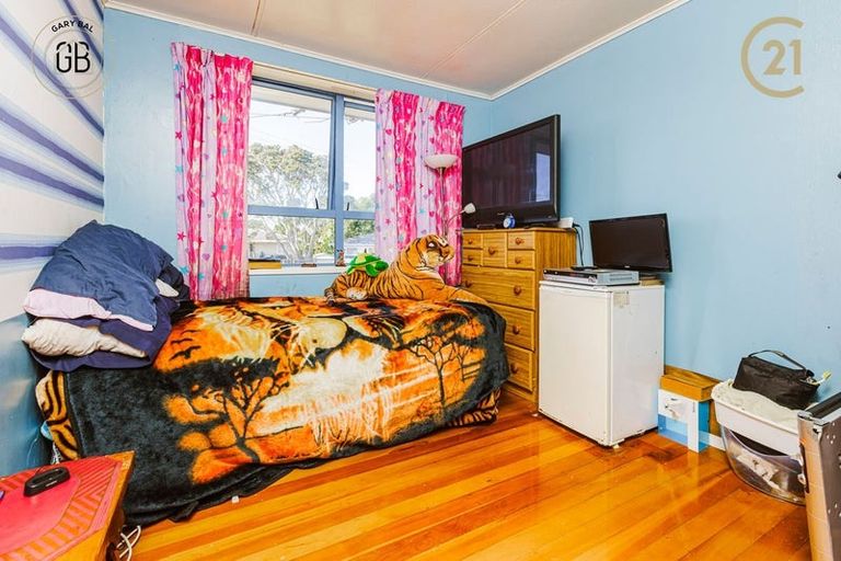 Photo of property in 25 Olive Crescent, Papatoetoe, Auckland, 2025