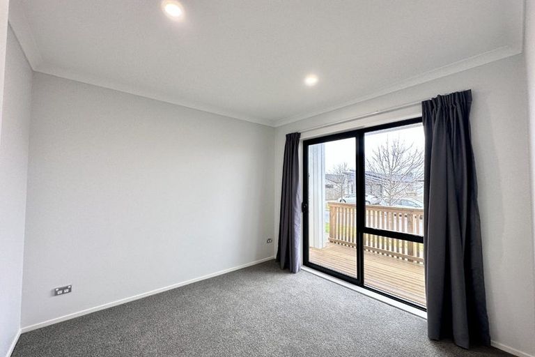 Photo of property in 7 Rapoi Lane, Karaka, Papakura, 2113