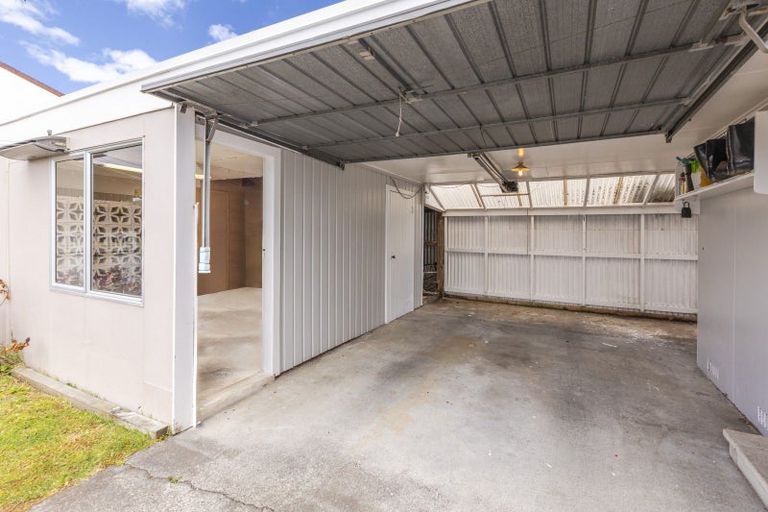 Photo of property in 28 Higgins Street, Marewa, Napier, 4110