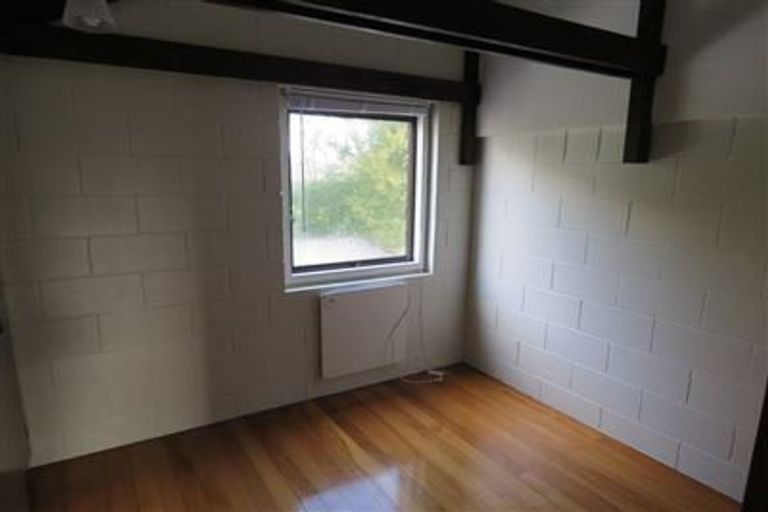 Photo of property in 4/33 Newbridge Place, Ilam, Christchurch, 8041