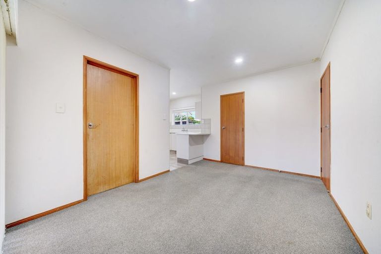 Photo of property in 20 Sunnypark Avenue, Rosehill, Papakura, 2113