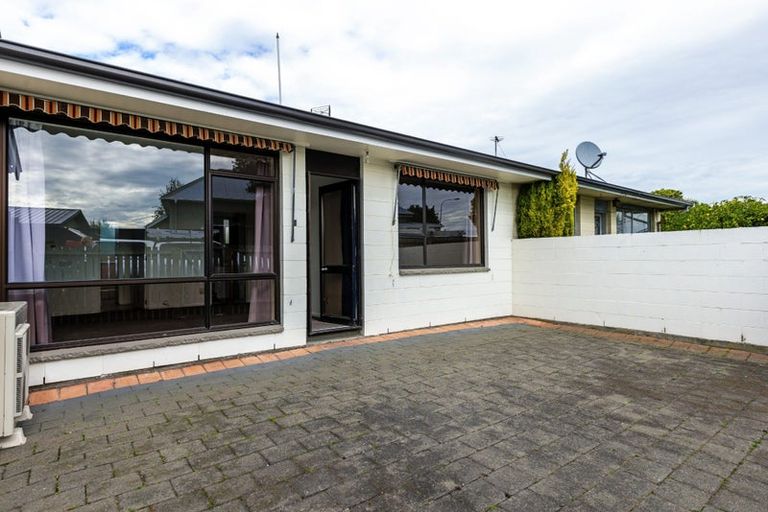 Photo of property in 2/53 Grenville Street, Waltham, Christchurch, 8011