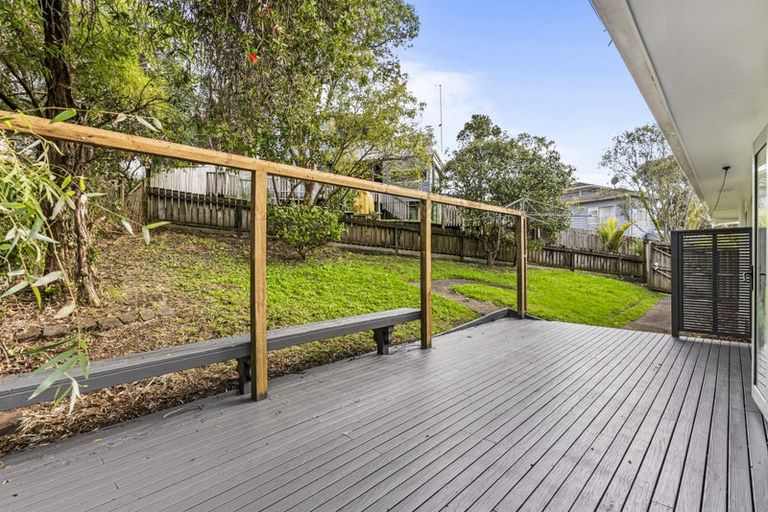 Photo of property in 1/13 Erica Road, Sunnynook, Auckland, 0620