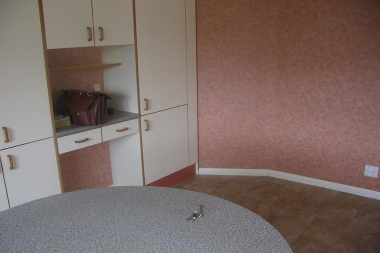 Photo of property in 1 Riverside Drive, Waiwhetu, Lower Hutt, 5010