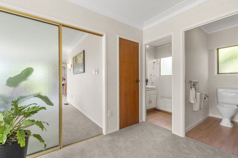 Photo of property in 3/108 Ocean View Road, Northcote, Auckland, 0627