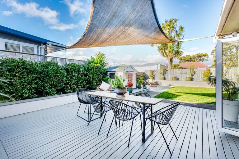 Photo of property in 18 Cuba Street, Petone, Lower Hutt, 5012