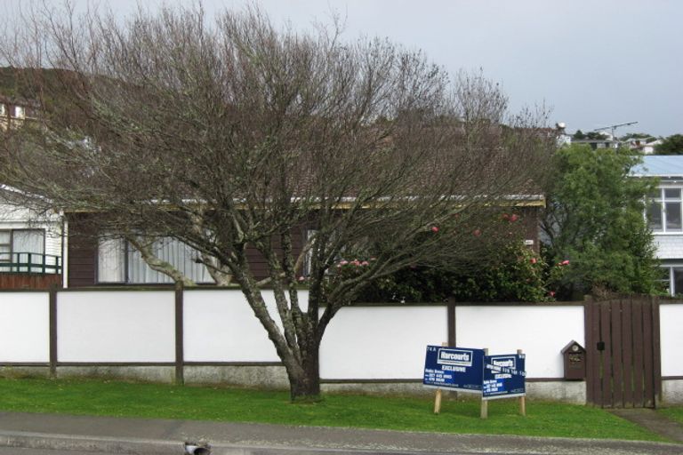 Photo of property in 74a Beauchamp Street, Karori, Wellington, 6012