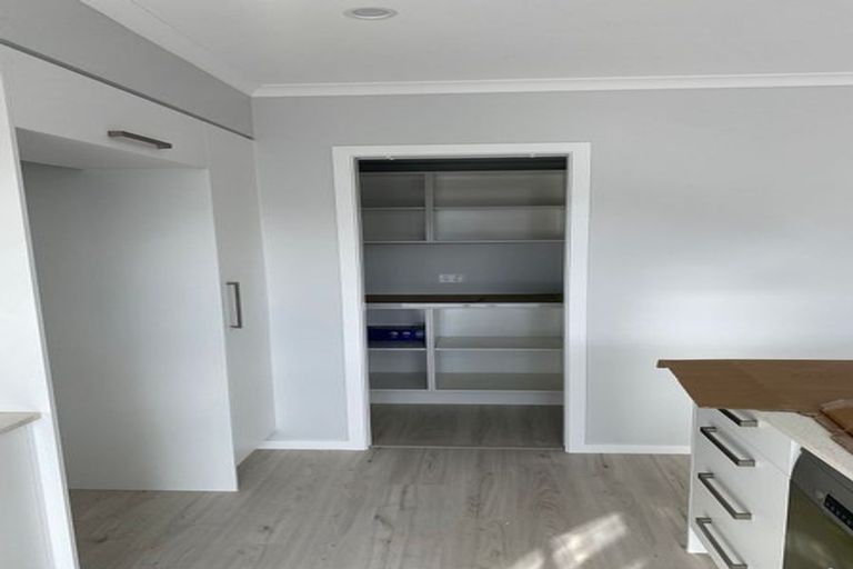 Photo of property in 6 Atutahi Lane, Papamoa Beach, Papamoa, 3118