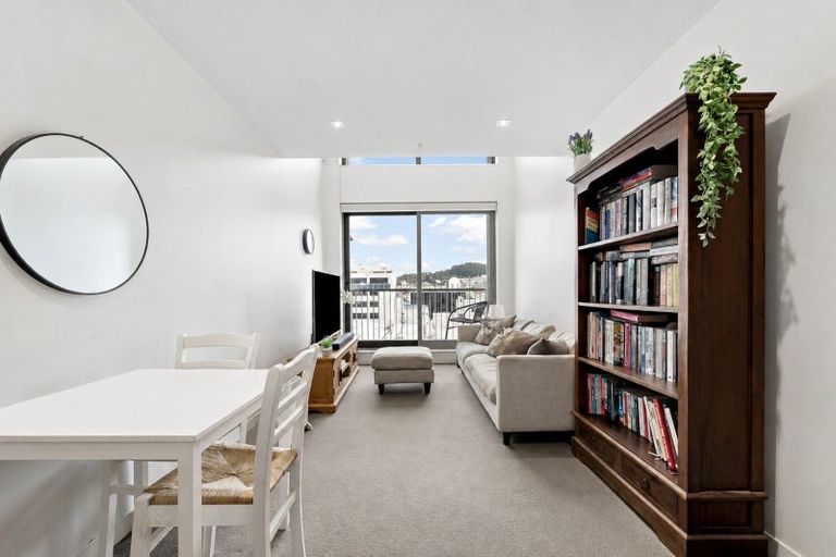 Photo of property in Republic2, 5h/10 Lorne Street, Te Aro, Wellington, 6011