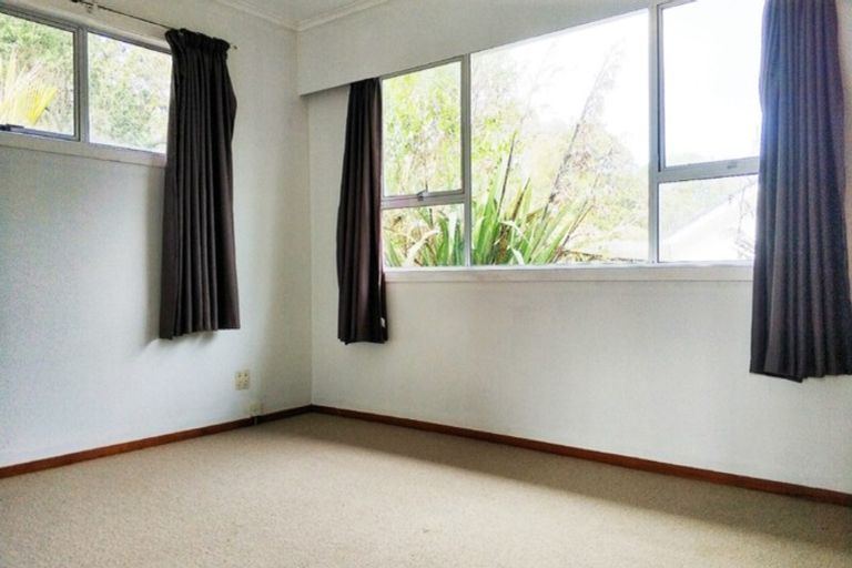 Photo of property in 7 Bryers Place, Bayview, Auckland, 0629