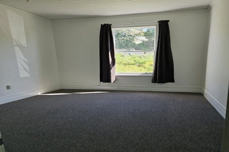 Photo of property in 16a-b Johnston Street, Gore, 9710