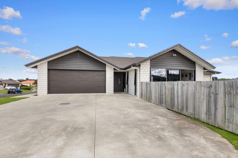 Photo of property in 16 Meadowview Drive, Morrinsville, 3300