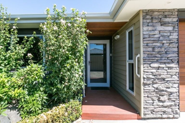 Photo of property in 101a Taradale Road, Onekawa, Napier, 4110