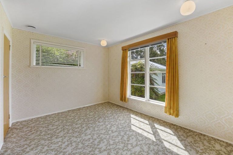 Photo of property in 19 Thackeray Street, Trentham, Upper Hutt, 5018