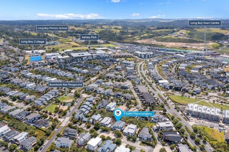 Photo of property in 8 Tuatini Place, Long Bay, Auckland, 0630