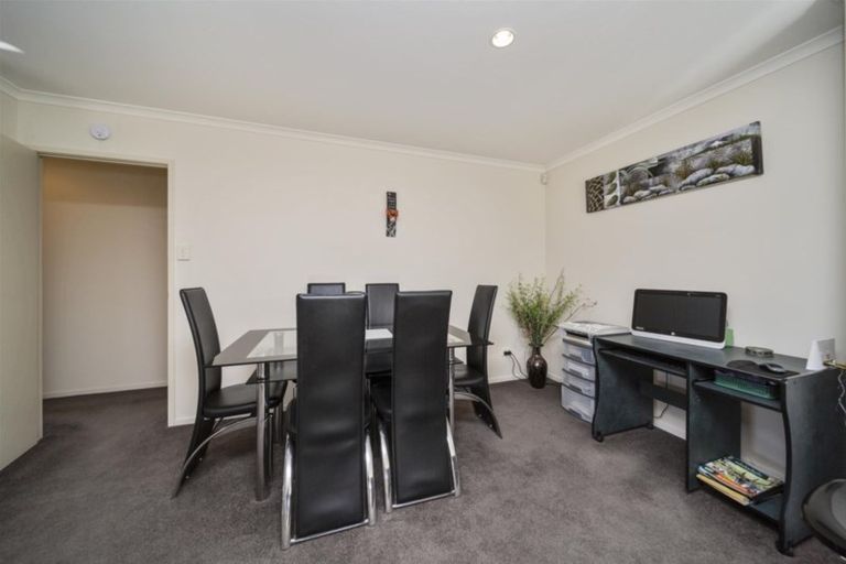 Photo of property in 12a Collins Street, Hawera, 4610