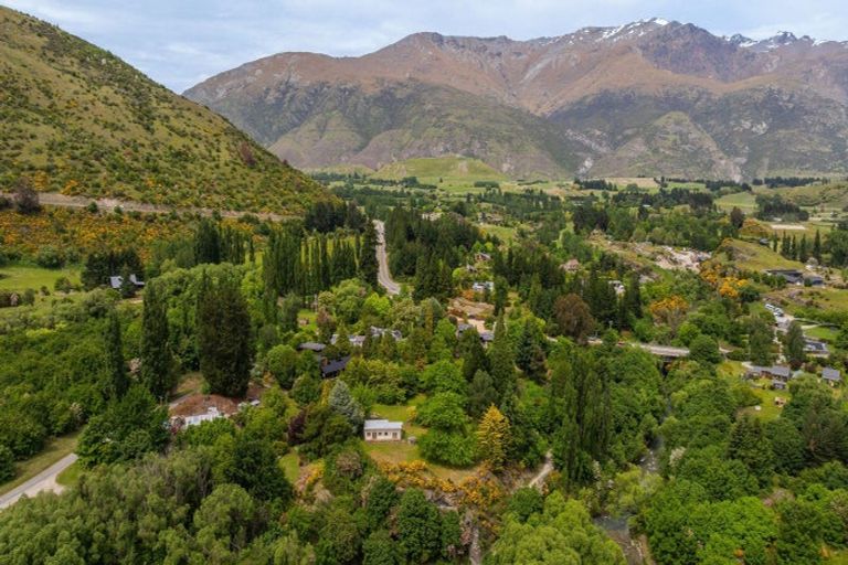 Photo of property in 17 Whitechapel Road, Arrow Junction, Queenstown, 9371