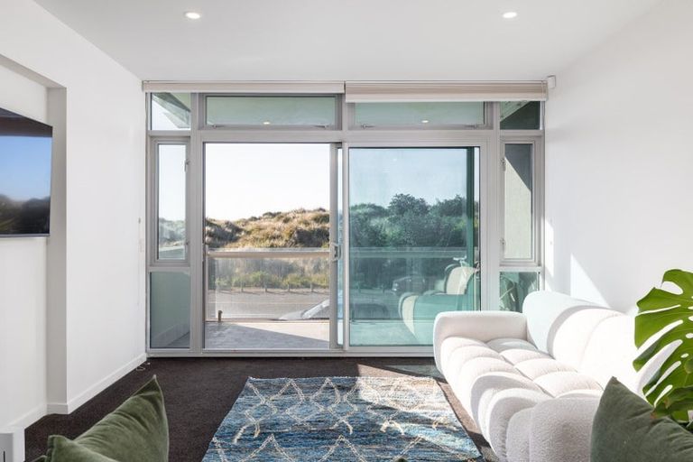 Photo of property in 5/272 Marine Parade, New Brighton, Christchurch, 8061