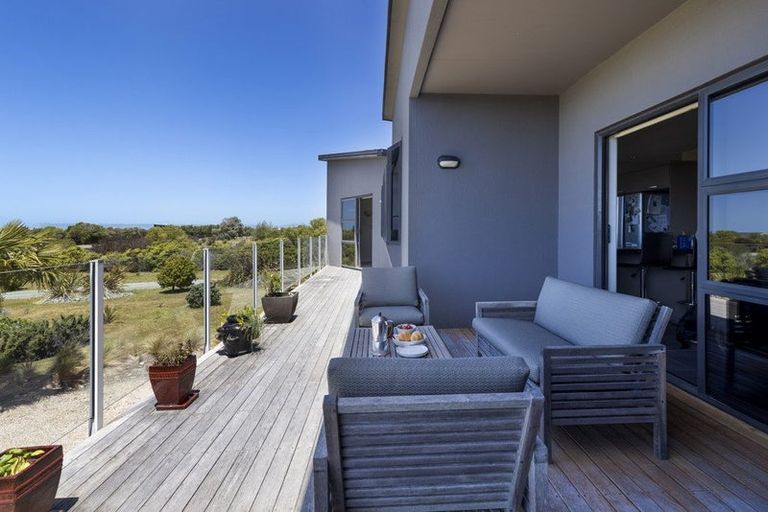 Photo of property in 22 Edgewater Place, Rarangi, Blenheim, 7273