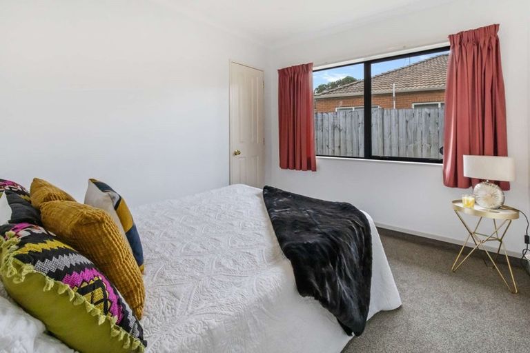 Photo of property in 50 Diomede Glade, Flagstaff, Hamilton, 3210