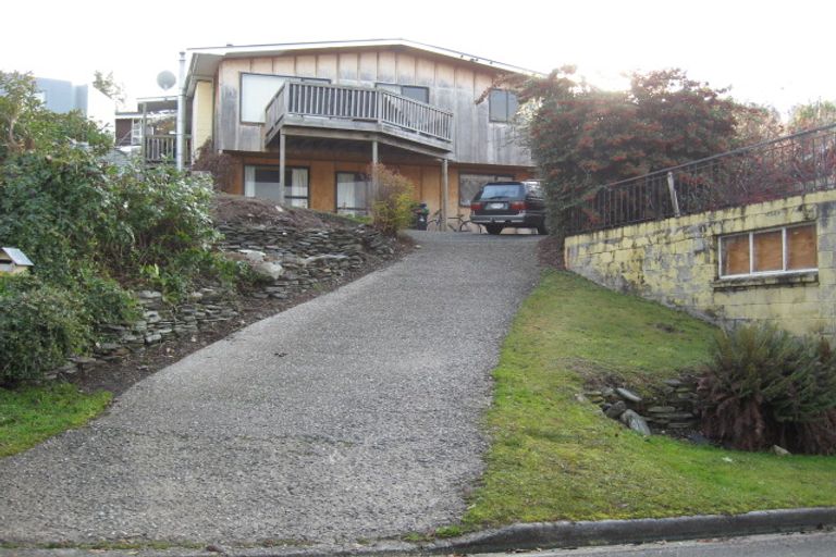 Photo of property in 1 The Terrace, Queenstown, 9300