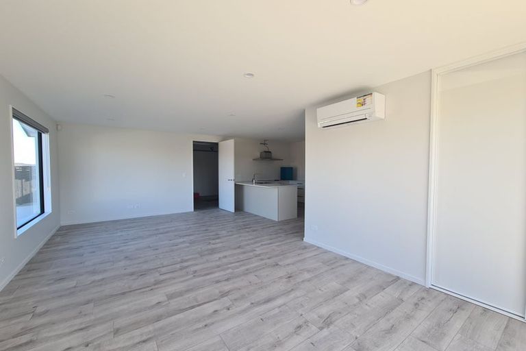 Photo of property in 98a Avanda Avenue, Rolleston, 7615