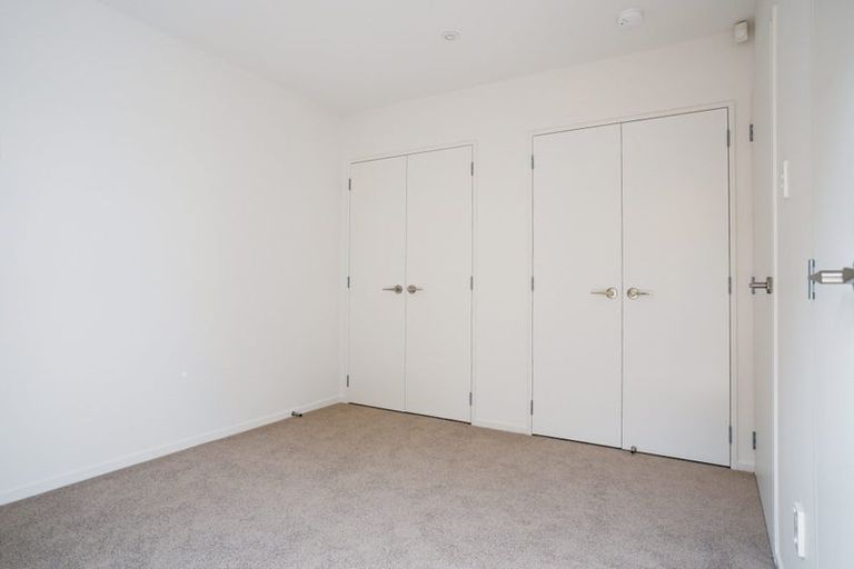 Photo of property in Rf202b, 29/18 Hewlett Road, Massey, Auckland, 0614