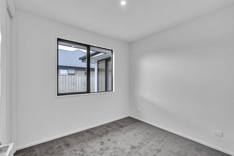 Photo of property in 5 Stackwood Avenue, Woodend, 7610