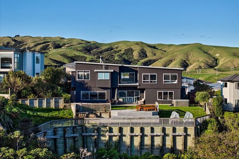 Photo of property in 17 Mo Street, Camborne, Porirua, 5026