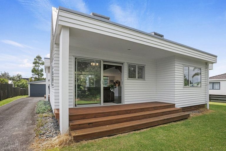 Photo of property in 25 Snell Crescent, Waihi Beach, 3611