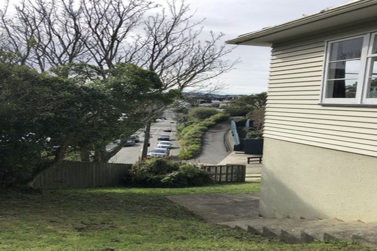 Photo of property in 71 Bombay Street, Ngaio, Wellington, 6035