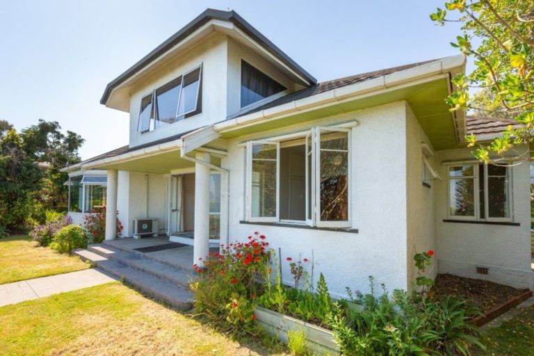 Photo of property in 11 Bisley Avenue, Moana, Nelson, 7011