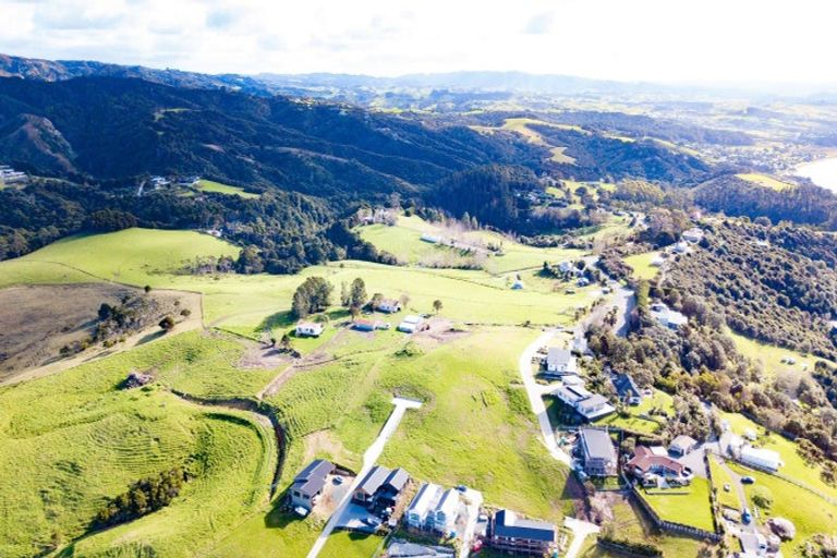 Photo of property in 22a Blue Moon Rise, Langs Beach, 0582