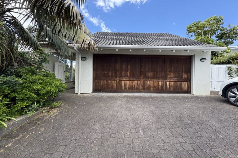 Photo of property in 5 Tiri Road, Takapuna, Auckland, 0620