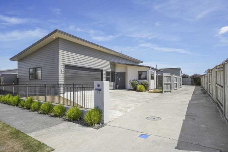 Photo of property in 59 Rosalie Terrace, Kelvin Grove, Palmerston North, 4414